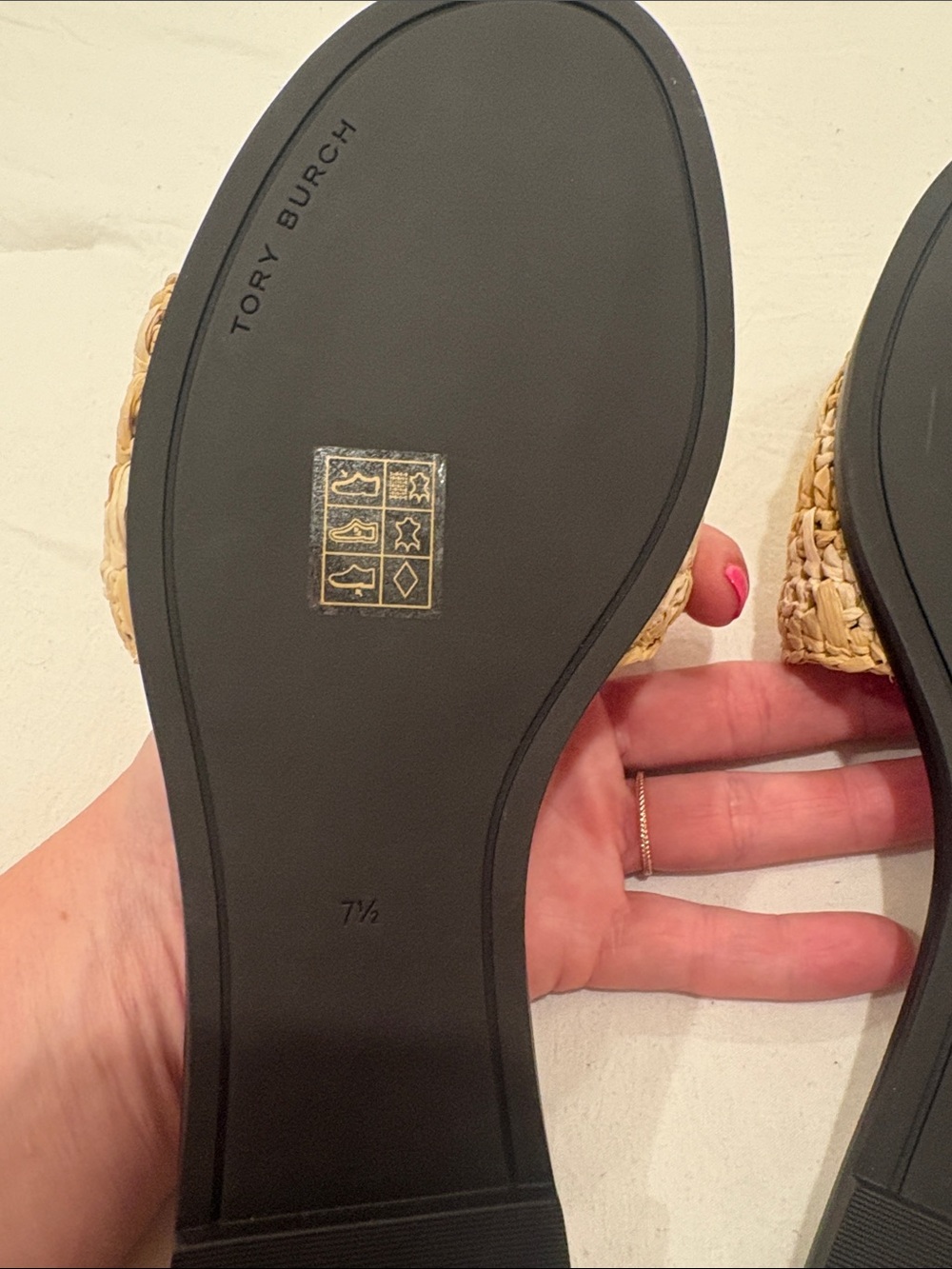 Tory Burch Natural Raffia Logo Slide Sandals - Picture 4 of 4